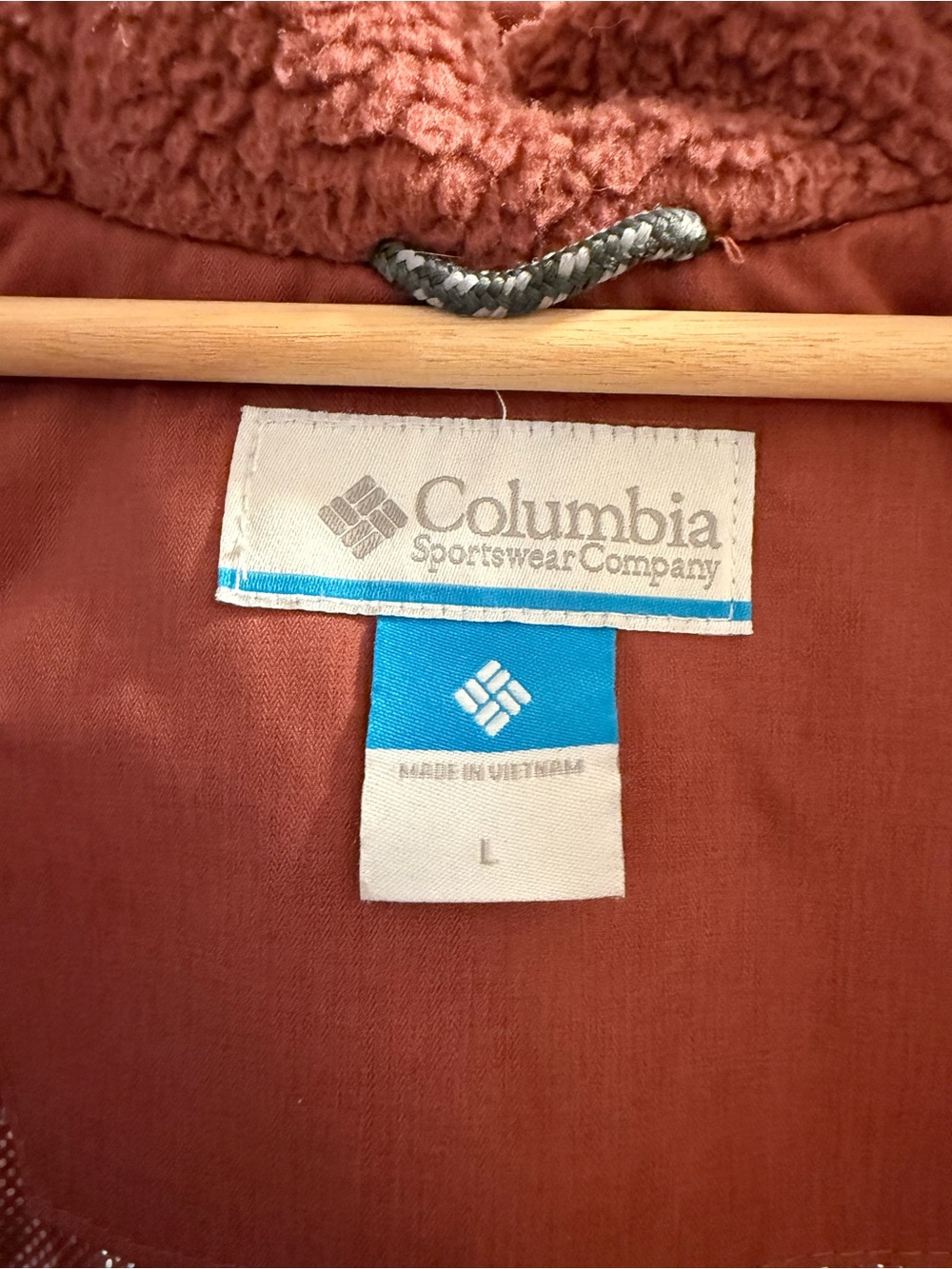Columbia Women's Suttle Mountain Mid Jacket insulated winter parka - Picture 6 of 10